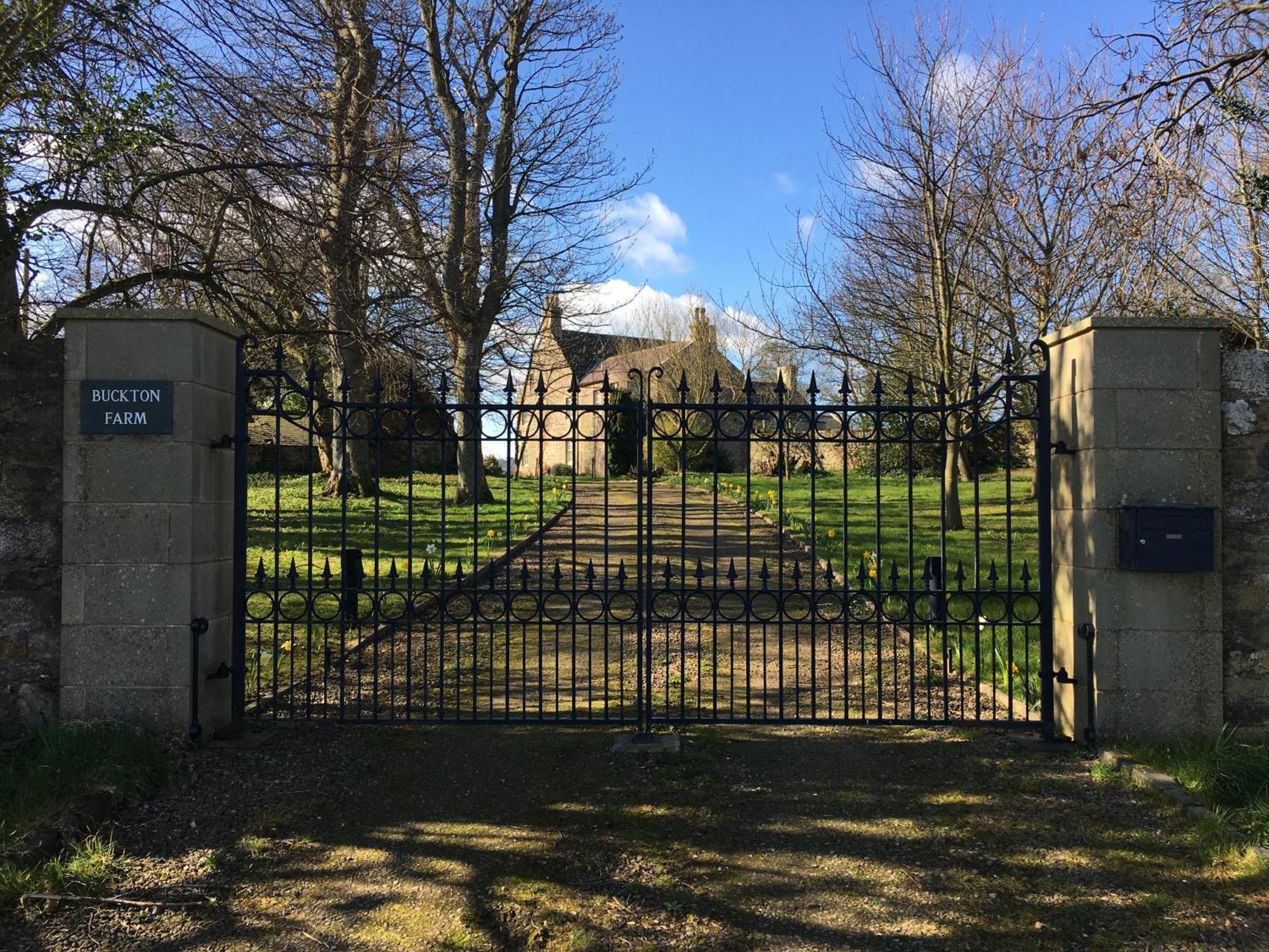 Buckton Farmhouse Belford Exterior foto